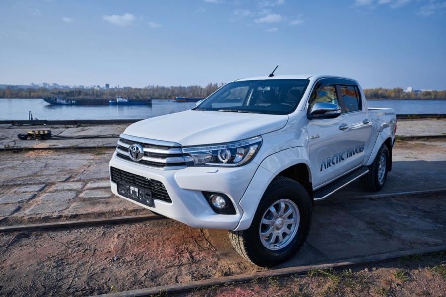  Toyota Hilux NG AT33 by Arctic Trucks 2016 года  (фото 4 из 11)